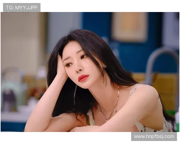 柳岩与足球明星的浪漫邂逅揭示了娱乐圈与体育界的精彩交集